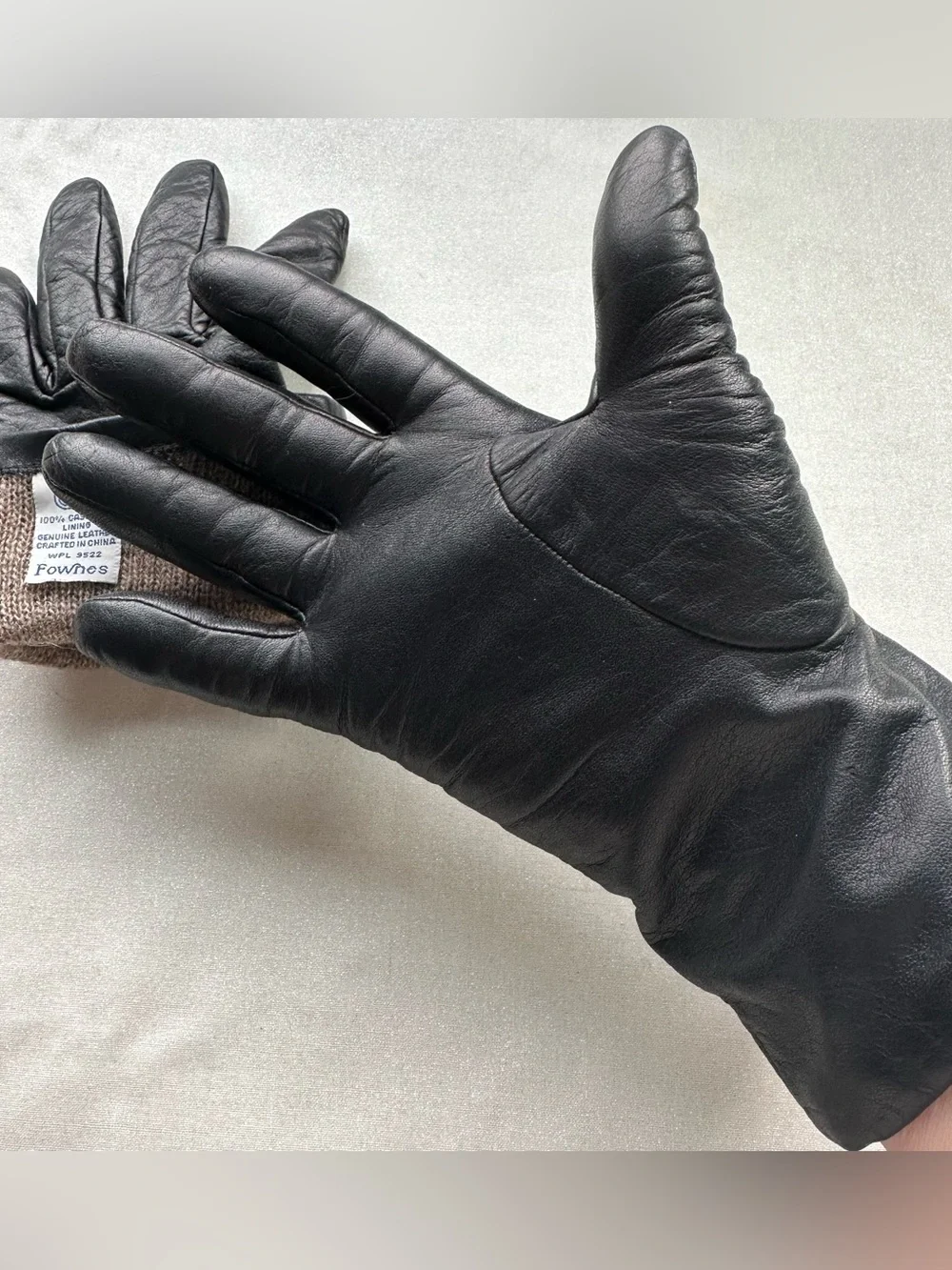 Vintage 90s Fownes Black Genuine Leather Gloves 100% Cashmere Lining  Womens 7.5